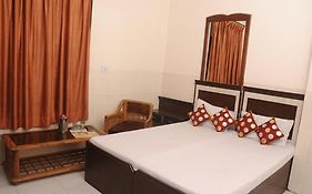Fabhotel Surya Palace 2